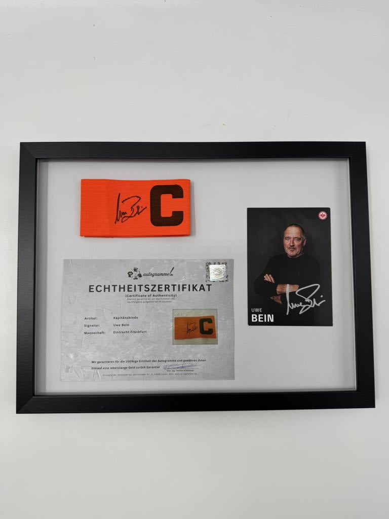 Kapitänsbinde Uwe Bein signiert im Rahmen Eintracht Frankfurt Autogramm COA