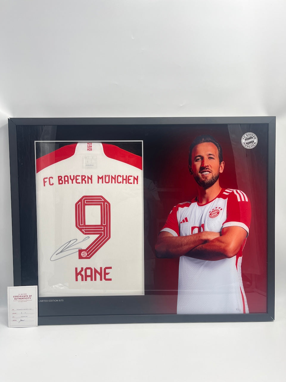 Bayern München Trikot Harry Kane signiert im Rahmen COA Adidas