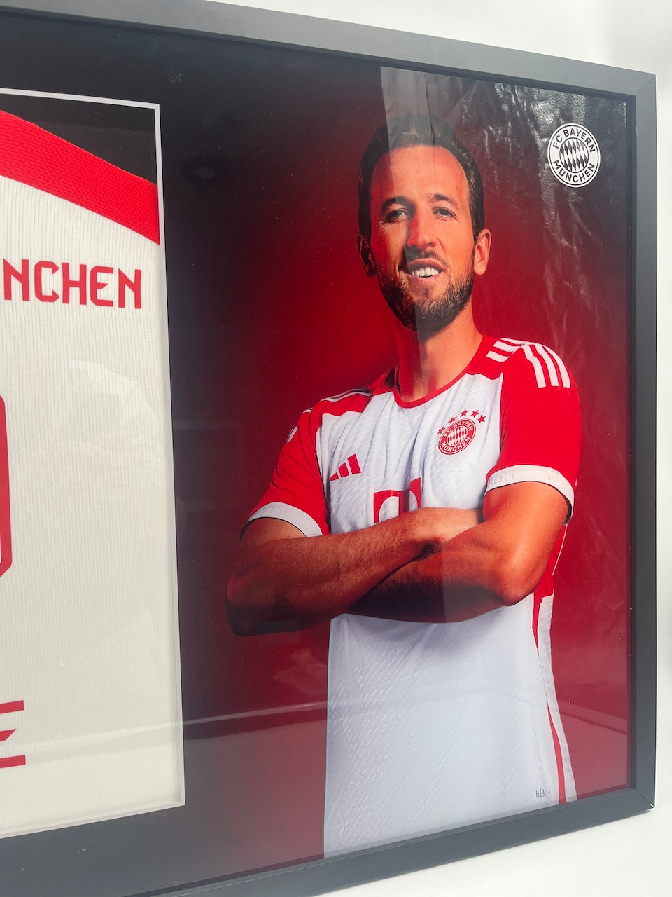 Bayern München Trikot Harry Kane signiert im Rahmen COA Adidas