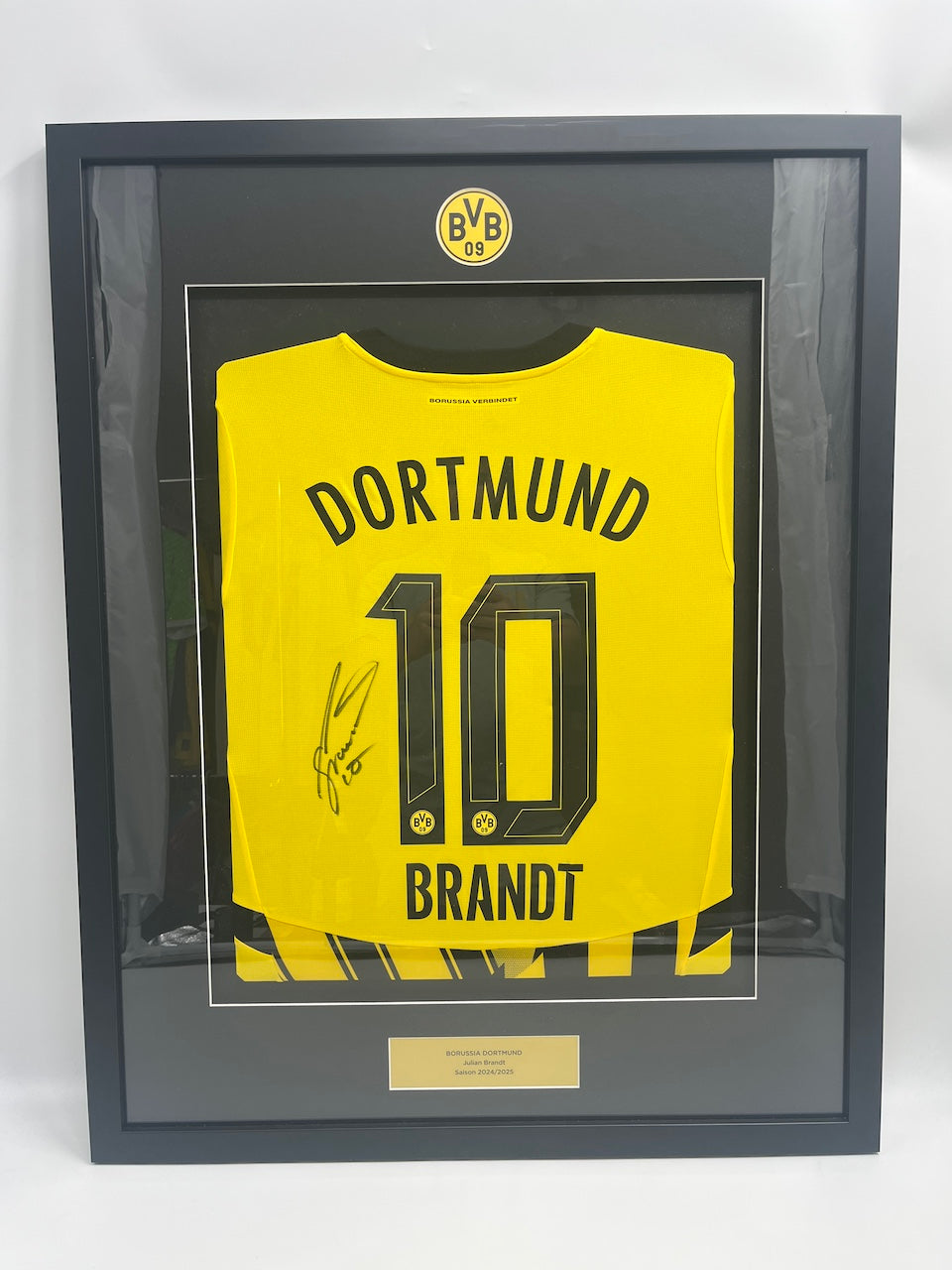 Borussia Dortmund Trikot Julian Brandt signiert im Rahmen Puma BVB