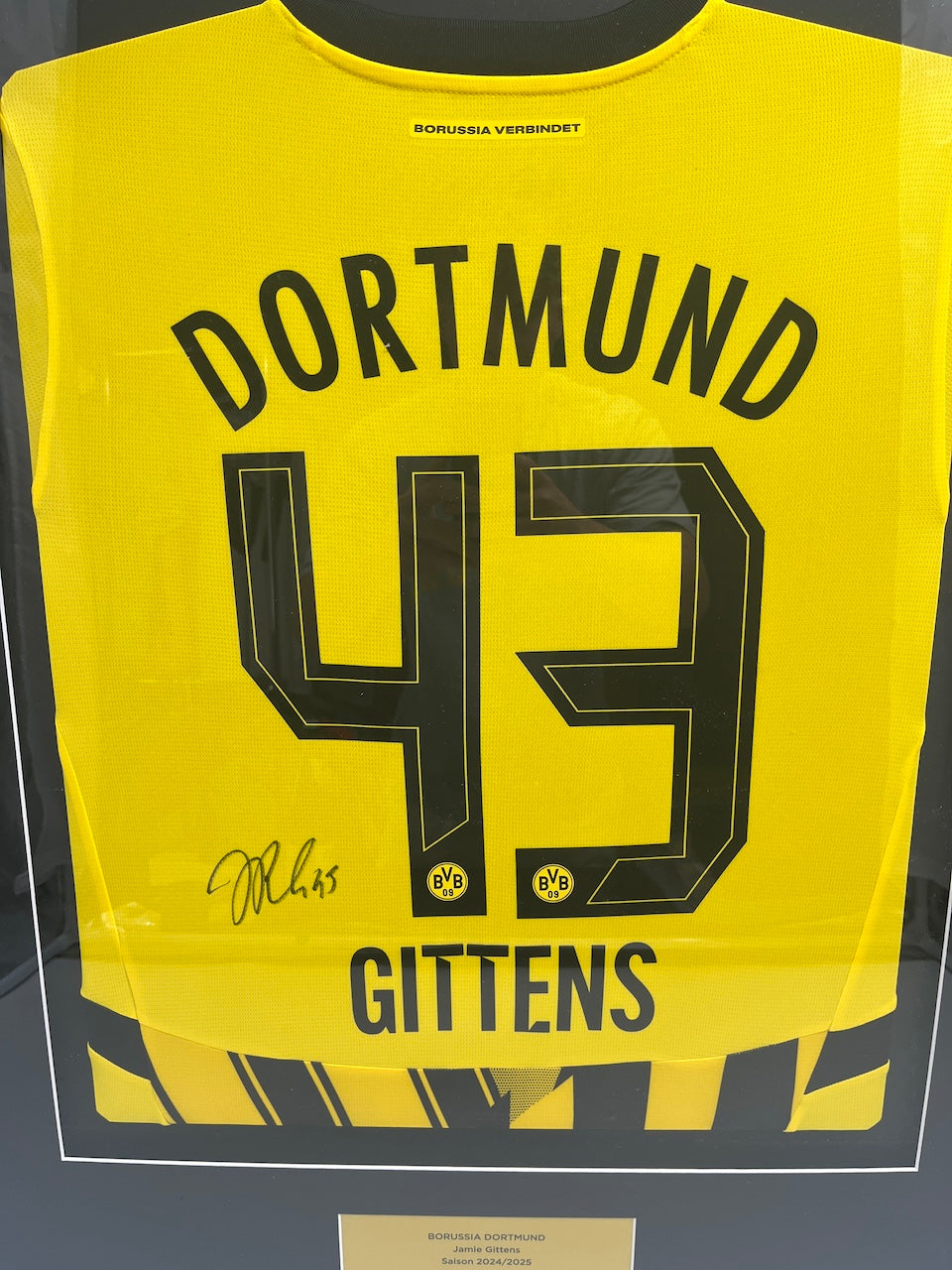 Borussia Dortmund Trikot Jamie Gittens signiert im Rahmen Puma BVB