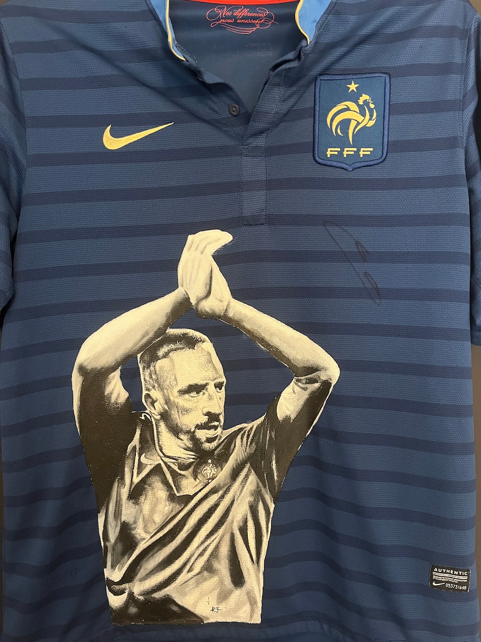 Frankreich Trikot Portrait Franck Ribery handgemalt und signiert Nike XL