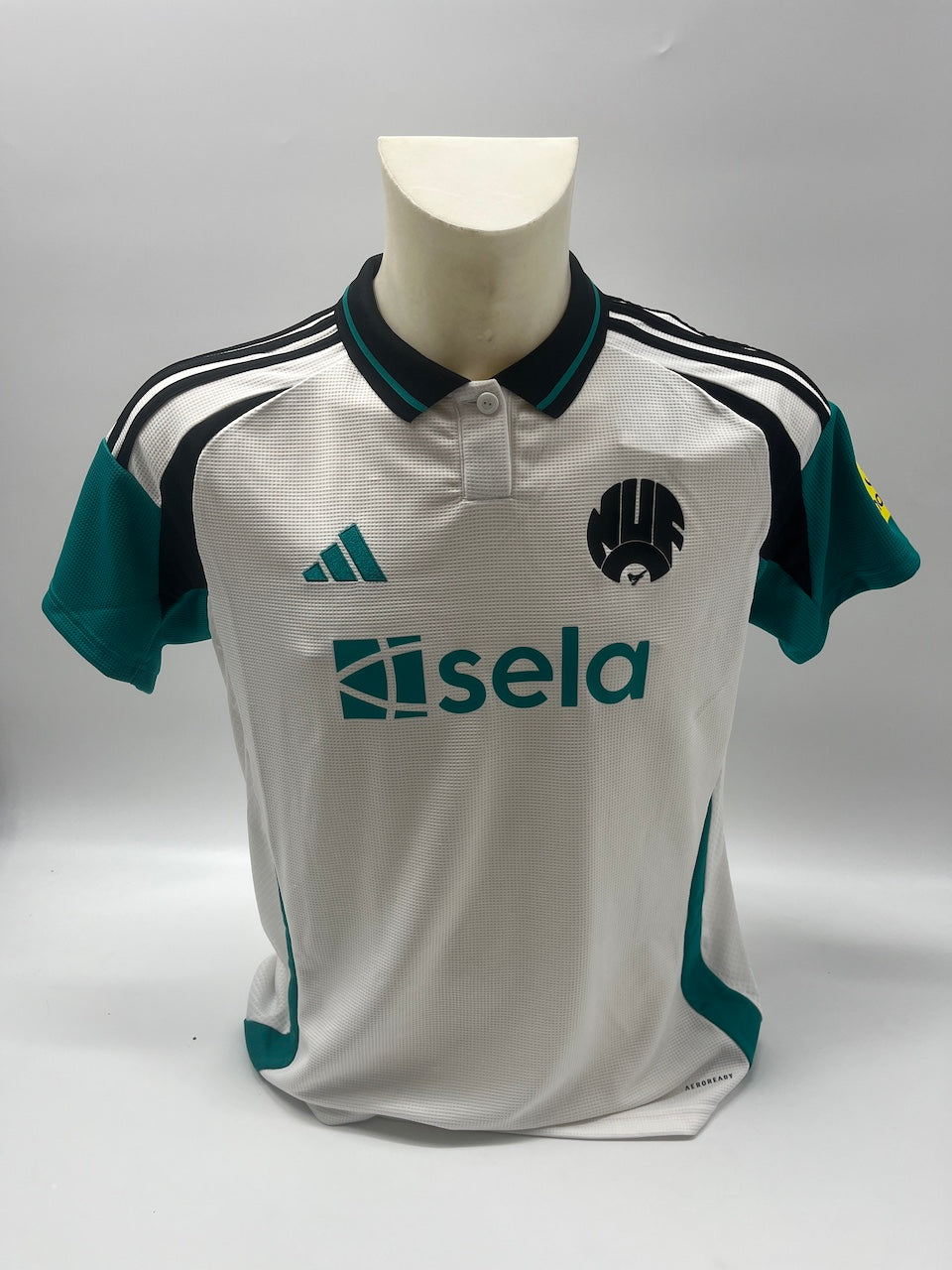 Newcastle United Trikot Alexander Isak signiert Autogramm Fußball Adidas L