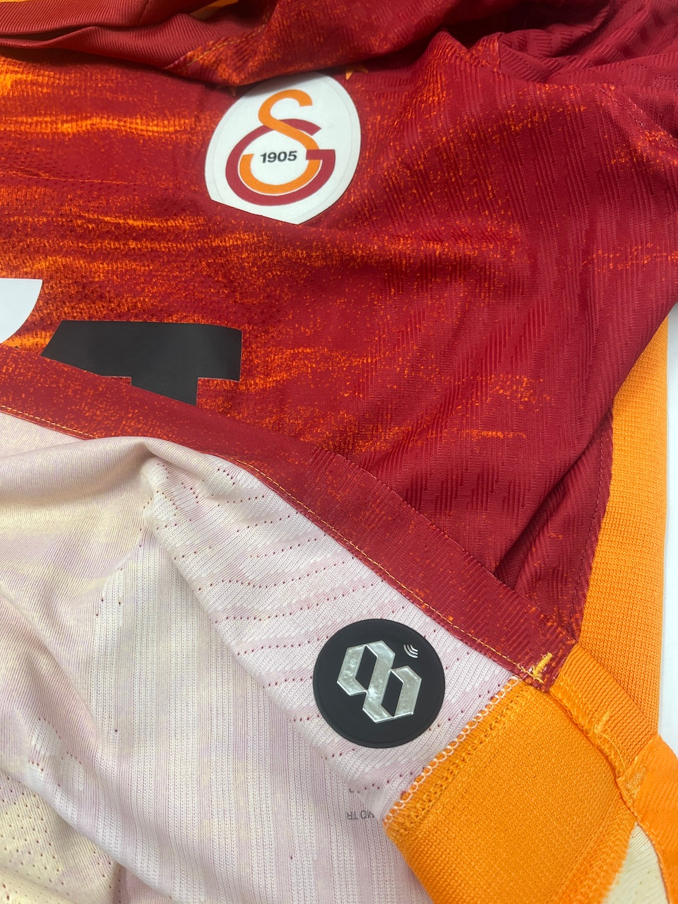 Matchworn Galatasaray Istanbul Trikot getragen& signiert von Ryan Babel XL