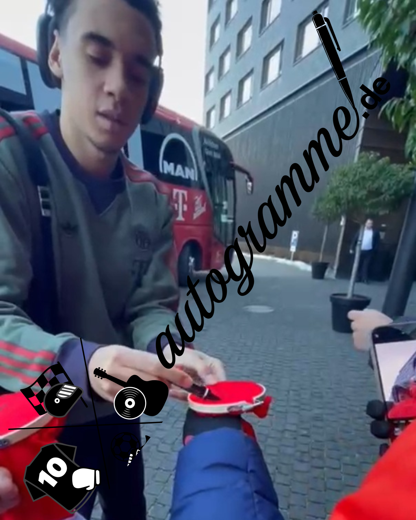 Bayern München Trikot Jamal Musiala signiert Autogramm Adidas COA neu S