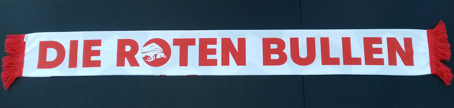 RB Leipzig Fanschal Halstenberg signiert COA Autogramm Fußball Schal Red Bull