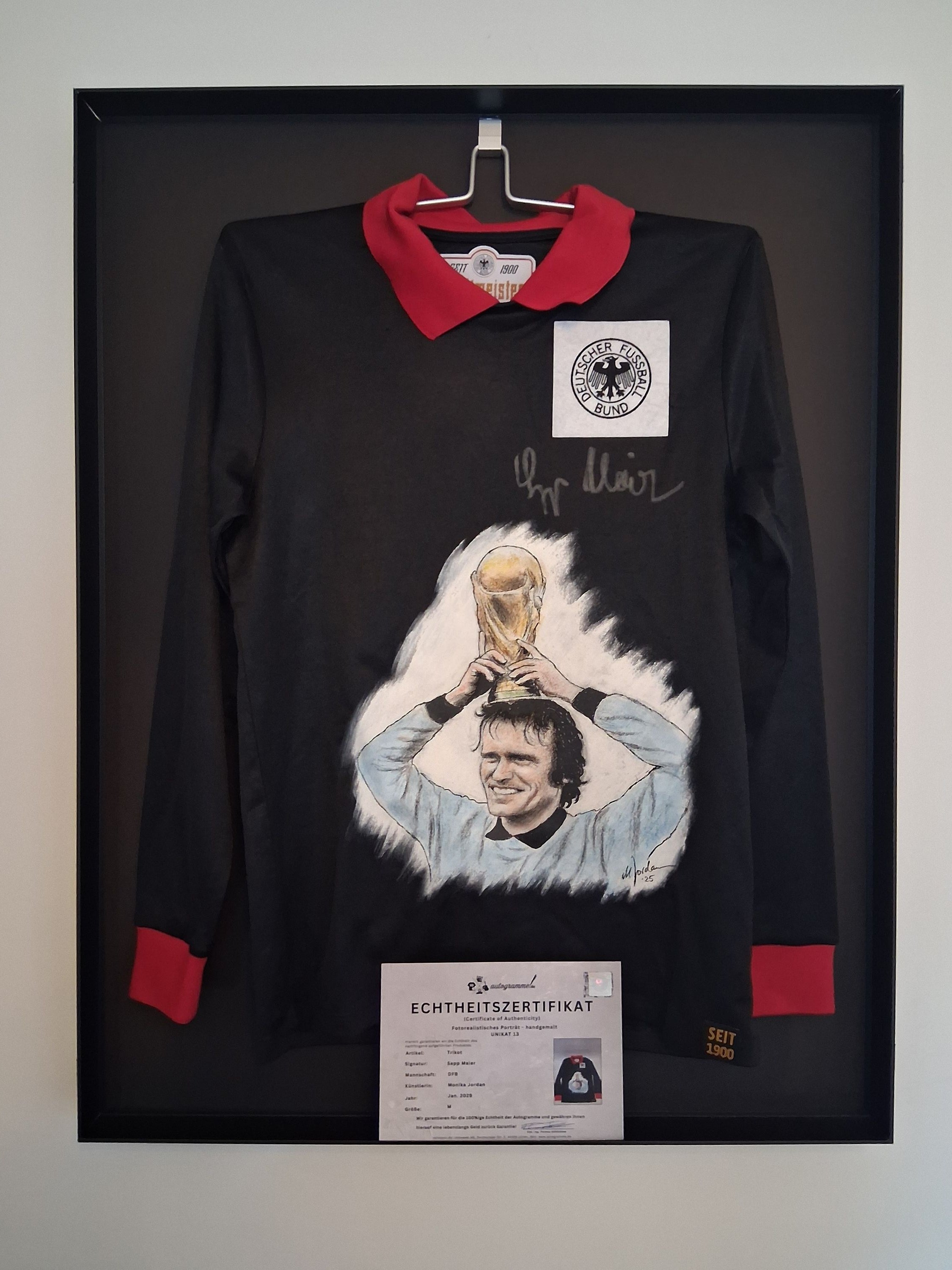 DFB jersey portrait Sepp Maier hand painted and signed in the frame M