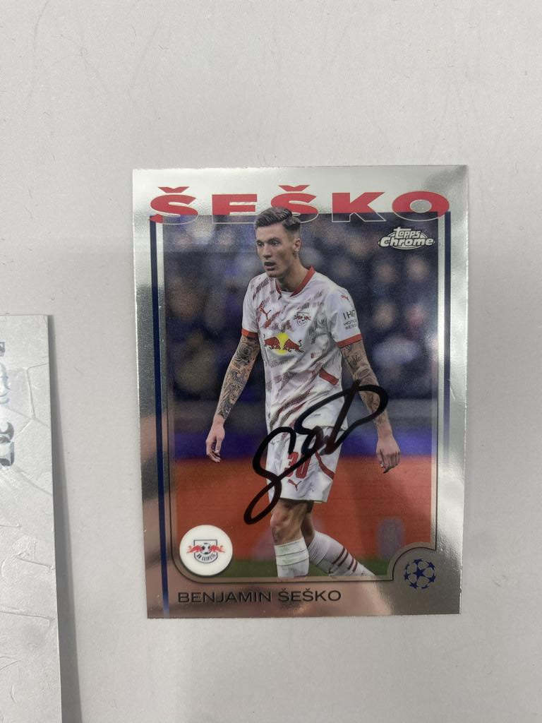 Kapitänsbinde Benjamin Šeško signiert im Rahmen RB Leipzig Autogramm Fußball COA