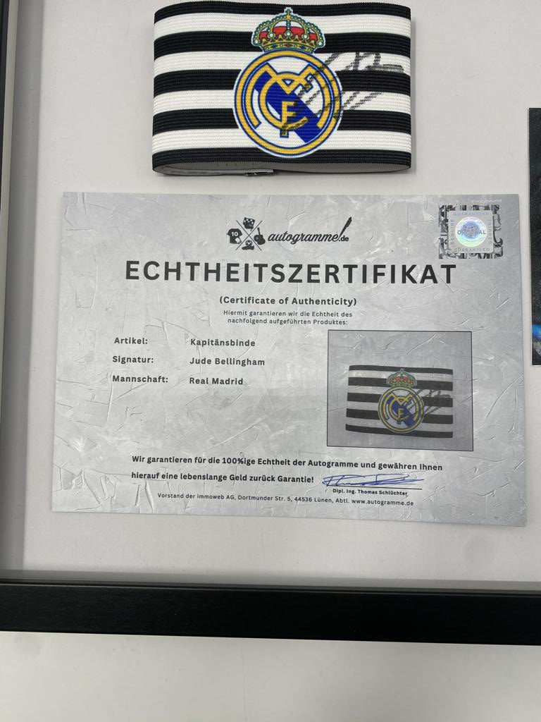 Kapitänsbinde Jude Bellingham signiert im Rahmen Real Madrid COA Autogramm