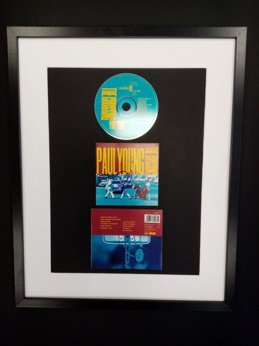 CD Cover Paul Young signiert mit Album im Rahmen Autogramm Unterschrift Musik