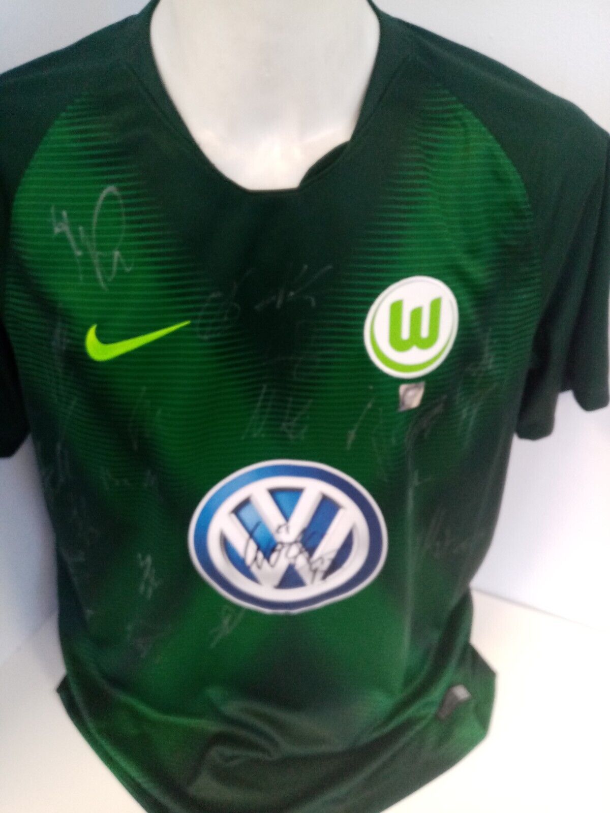 VFL Wolfsburg Trikot 2018/2019 Teamsigniert Autogramm Fußball Bundesliga Nike L