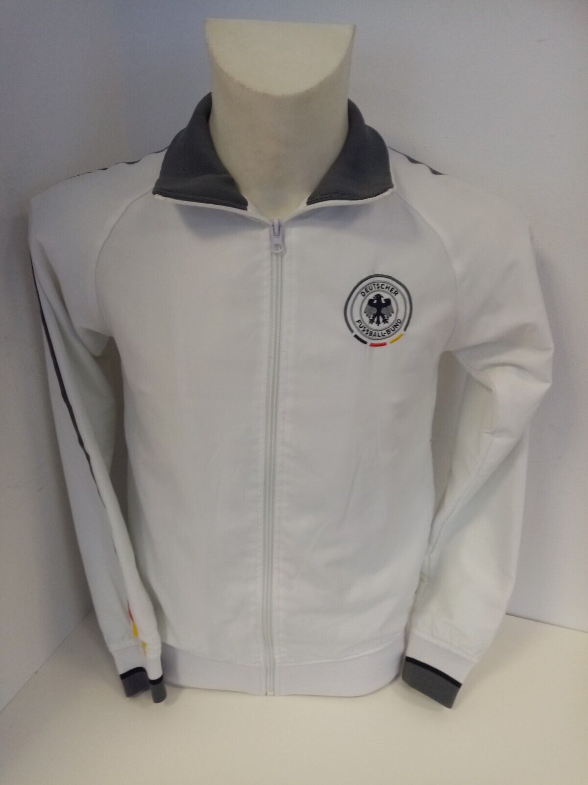 DFB training jacket Mats Hummels signed Germany BVB Dortmund Coa Jacket XS