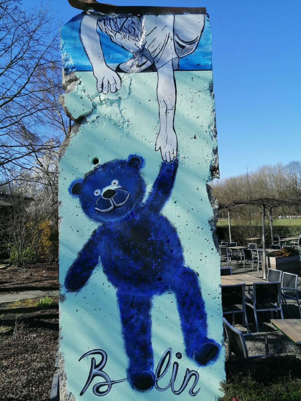 mino art bemalte Berliner Mauer - Echtes Mauerelement -segment