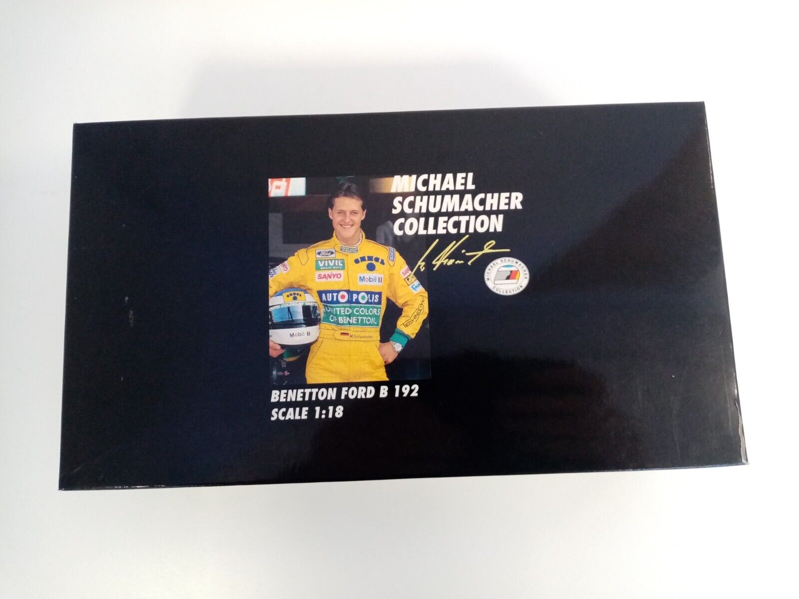 Automodell Michael Schumacher signiert in Vitrine + Licht Benetton Ford Formel 1