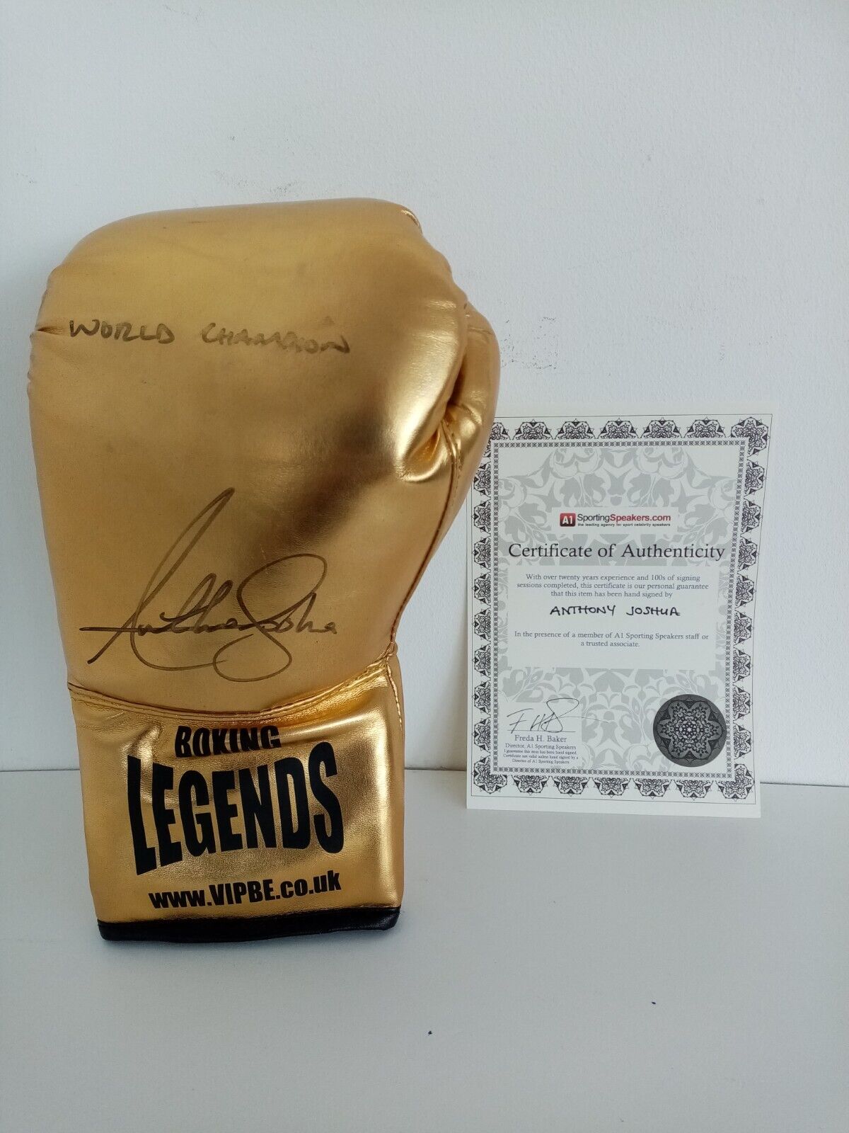 Boxing glove Anthony Joshua signed signature autograph boxing england coa