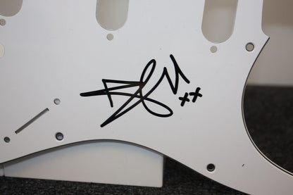 Guitar plate, Ross Antony signed, music television new jungle camp Schlager