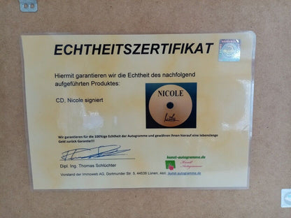 CD / Rohling Nicole signiert mit Album im Rahmen Autogramm Musik Schlager Neu