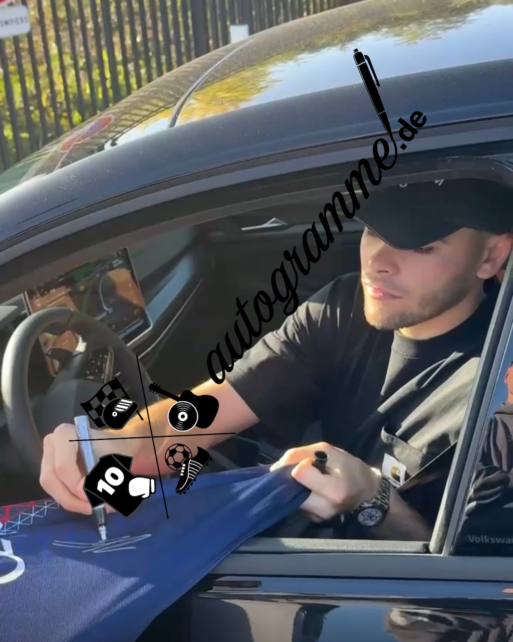 PSG Trikot Lucas Chevalier signiert Autogramm Nike COA XL