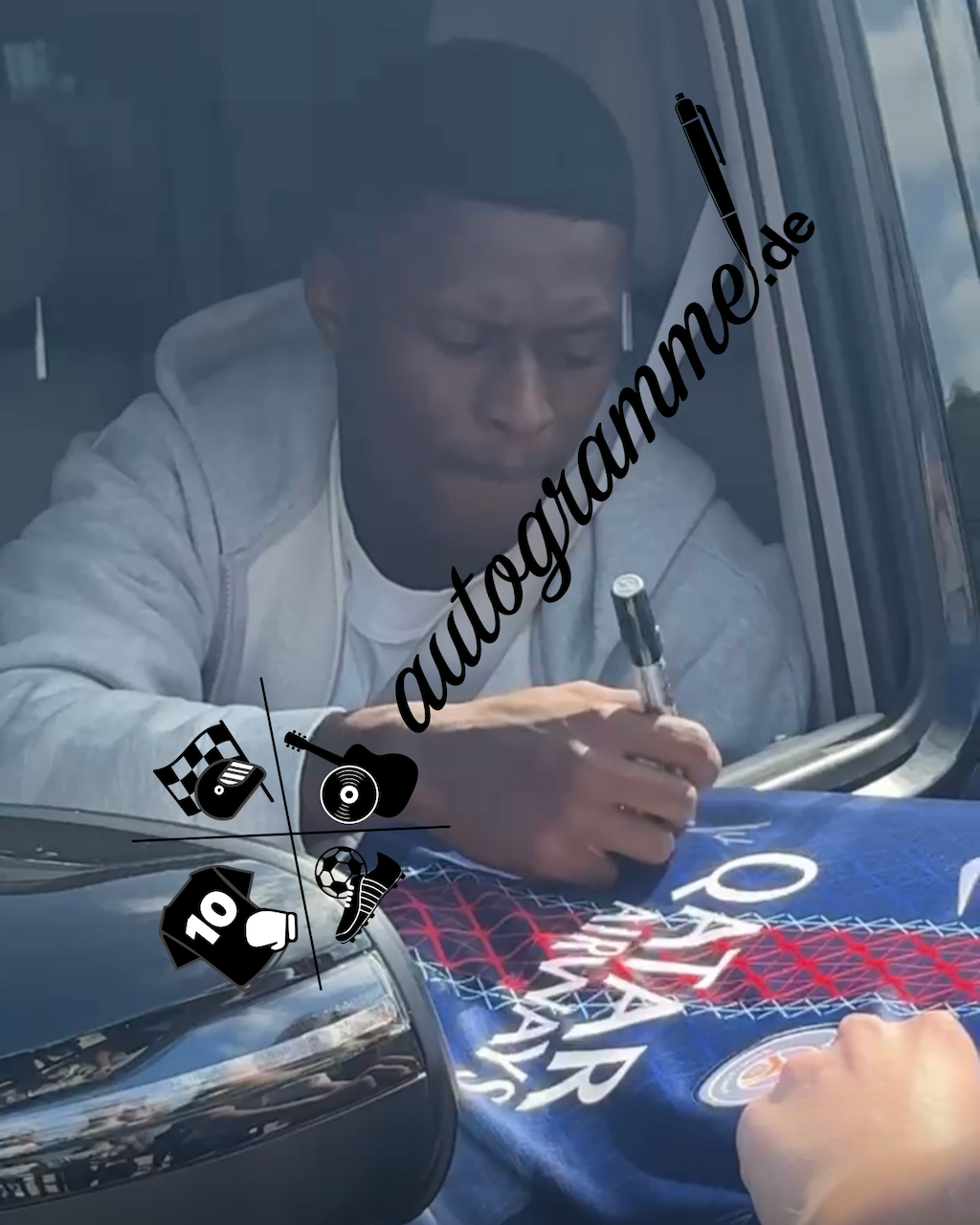 PSG Trikot Nuno Mendes signiert Autogramm Nike COA L