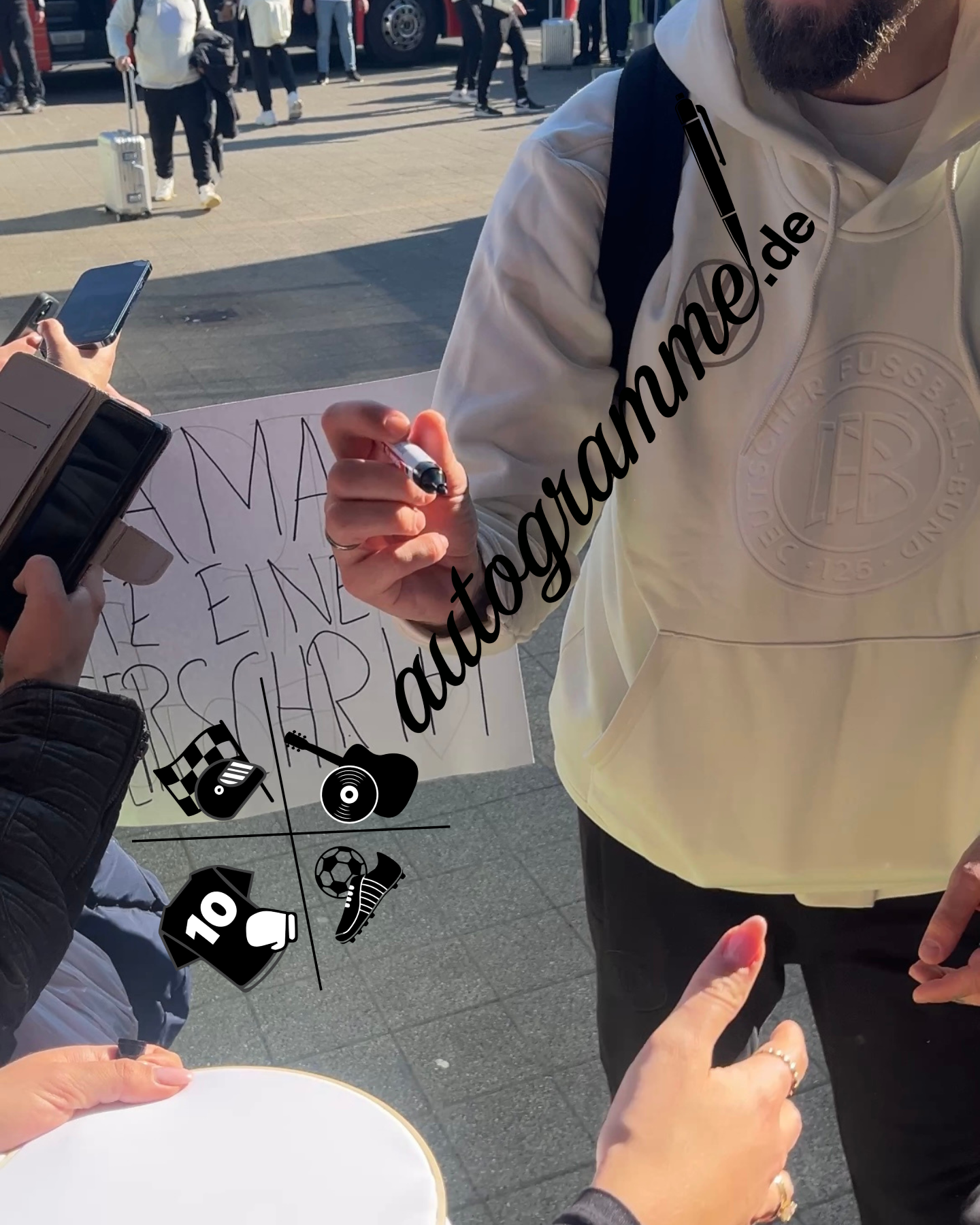 DFB Trikot Robert Andrich signiert Autogramme Deutschland Adidas S