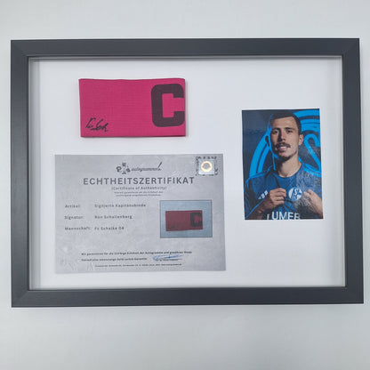 Kapitänsbinde Ron Schallenberg signiert im Rahmen Schalke 04 COA pink