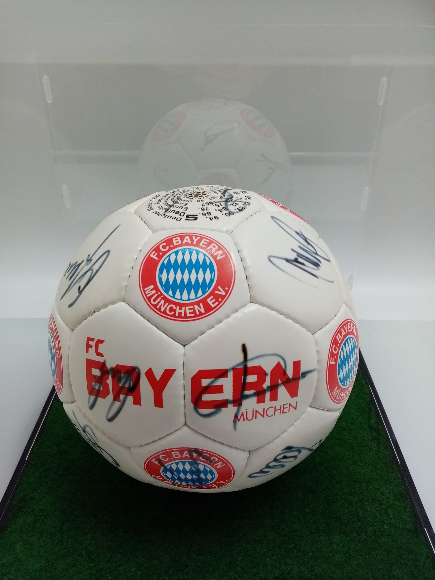 FC Bayern München Fußball Teamsigniert 1996/1997 COA Autogramm Bundesliga