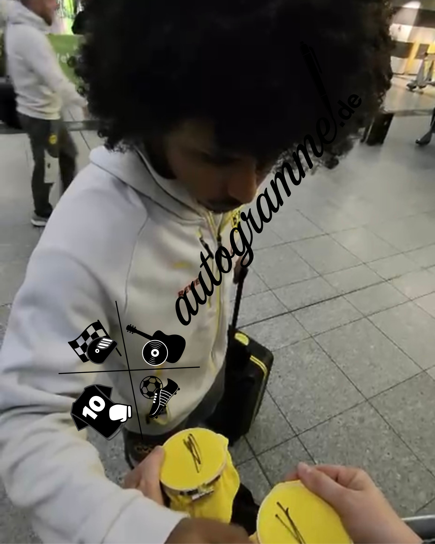 Borussia Dortmund Trikot Karim Adeyemi signiert BVB Puma Klub WM L