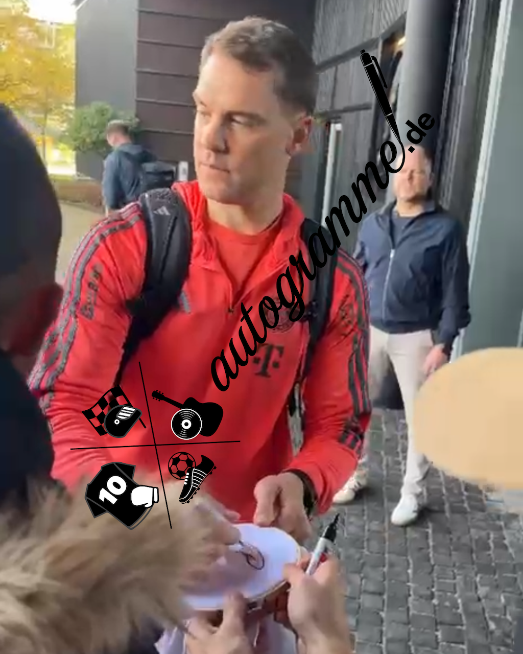 Bayern München Trikot Manuel Neuer signiert Autogramm Adidas COA L