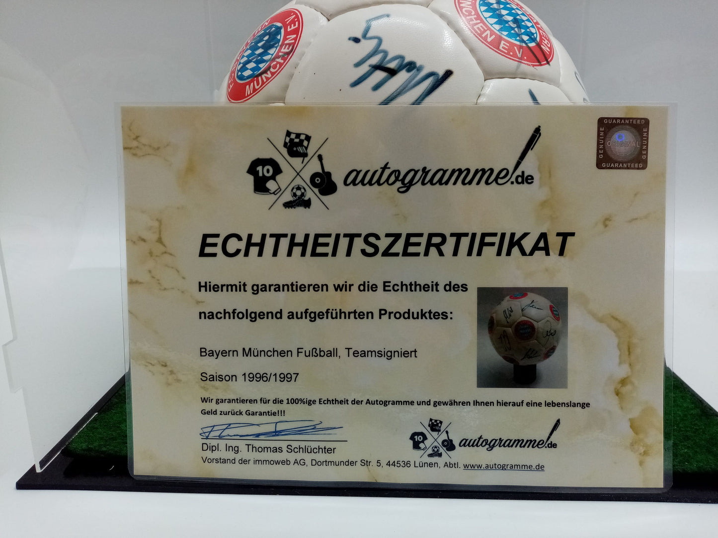 FC Bayern München Fußball Teamsigniert 1996/1997 COA Autogramm Bundesliga