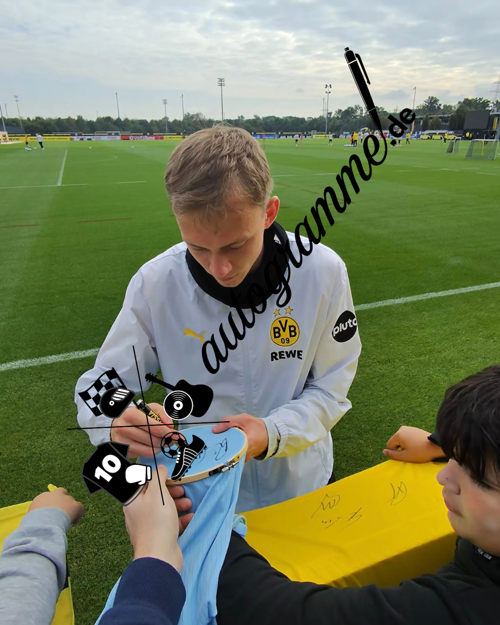 DFB Trikot Maximilian Beier signiert Autogramm Adidas COA M