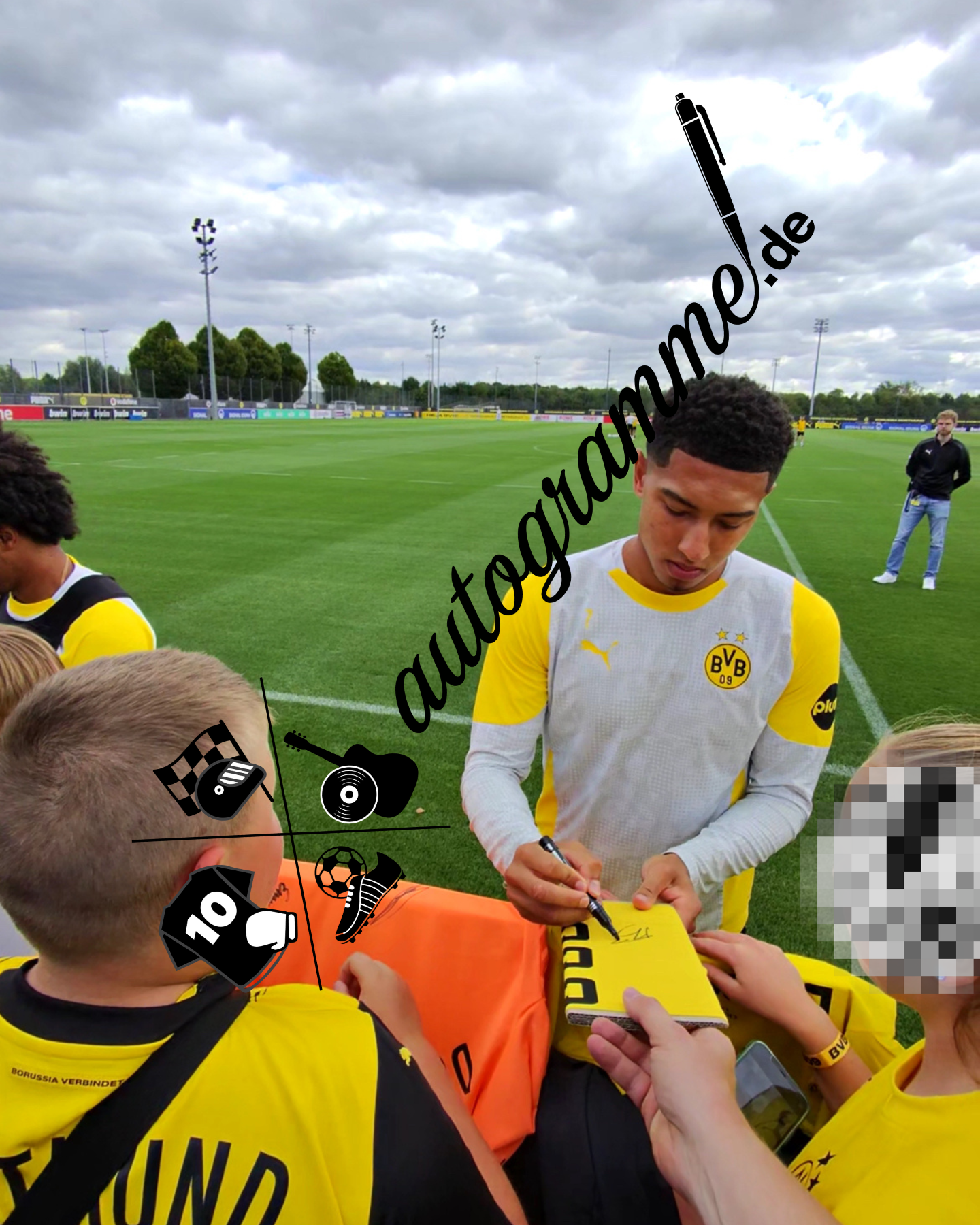 Kapitänsbinde Jude Bellingham signiert im Rahmen Borussia Dortmund COA Autogramm