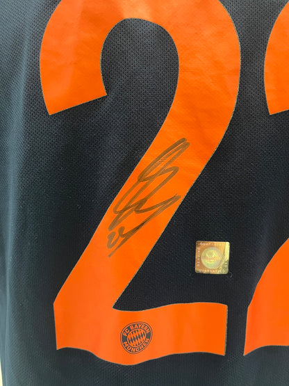 Bayern Munich jersey signed by Serge Gnabry, Adidas 176