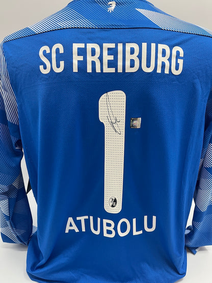 SC Freiburg goalkeeper jersey signed by Noah Atubolu, Nike XL