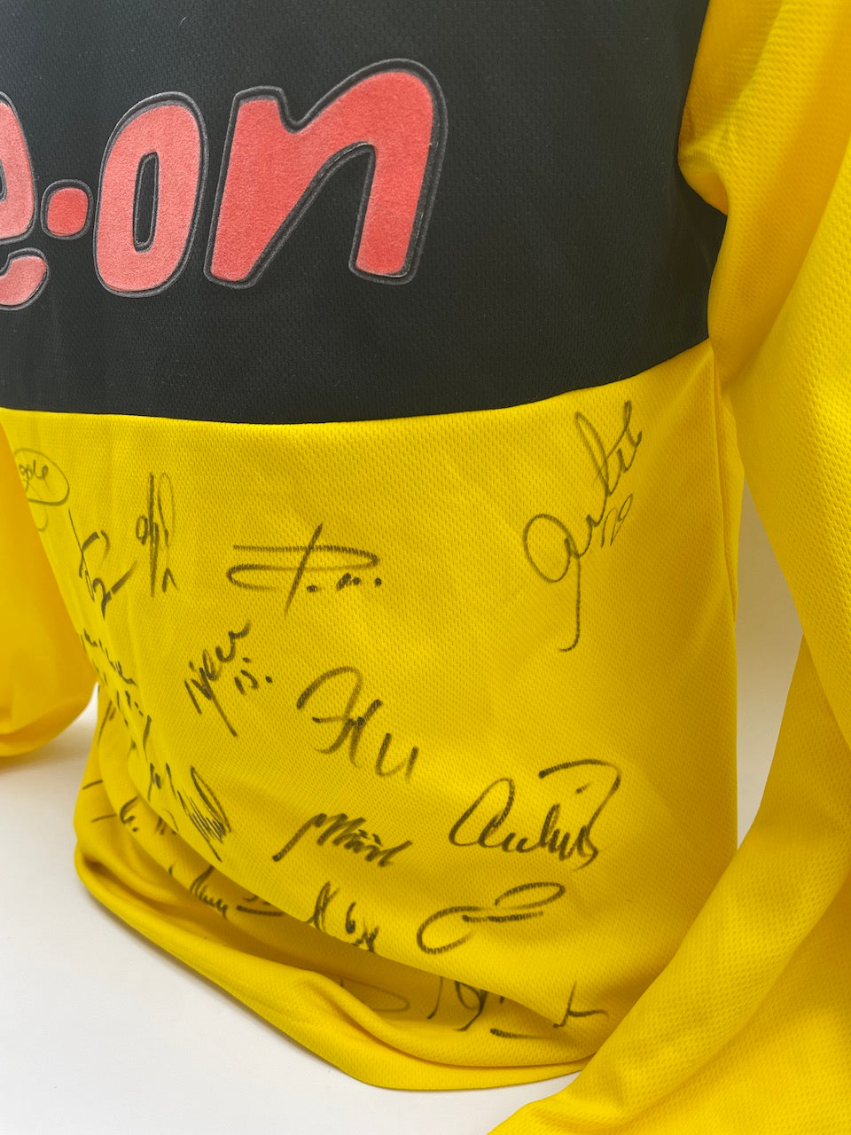 BVB Trikot 2003/2004 team signed Borussia Dortmund Coa Neu Gool 176