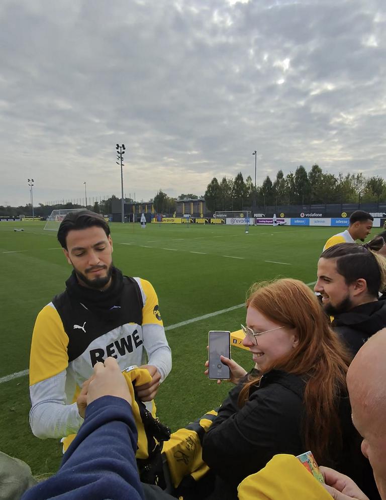 Borussia Dortmund Sondertrikot Ramy Bensebaini signiert Puma COA  Autogramm XL