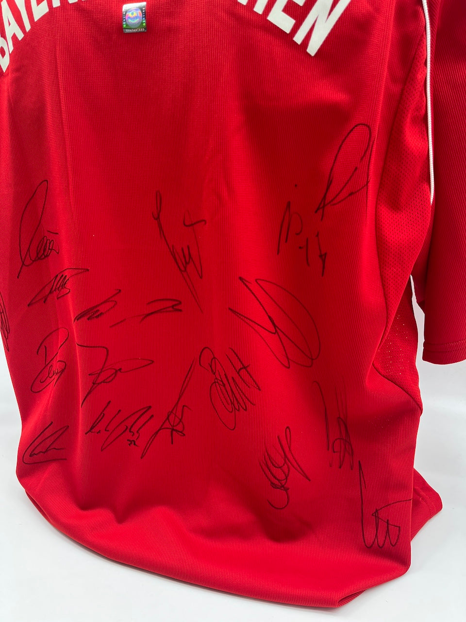 Bayern Munich jersey 2005/2006/2007, team signed, autographed, Adidas, XL