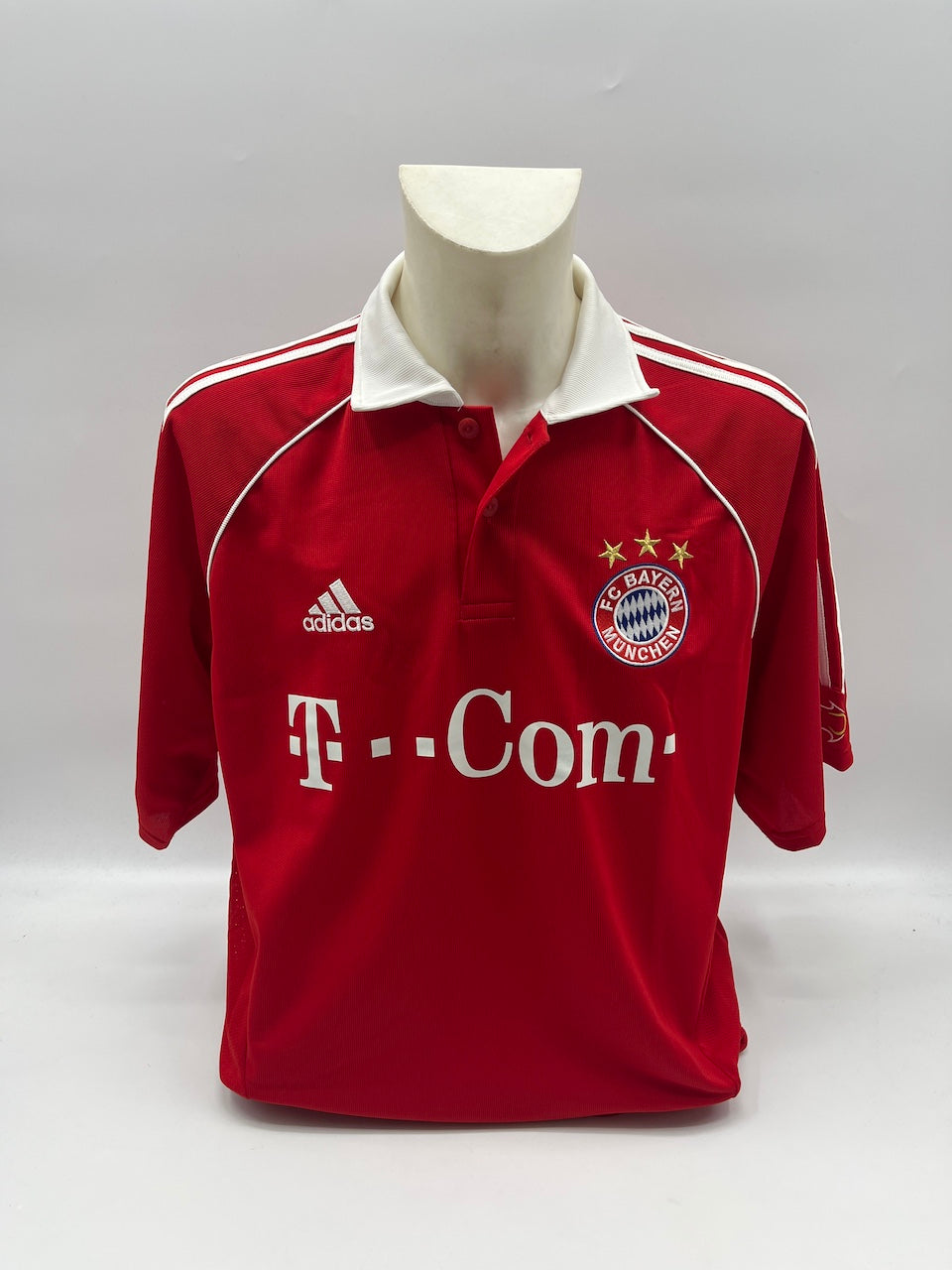 Bayern Munich jersey 2005/2006/2007, team signed, autographed, Adidas, XL