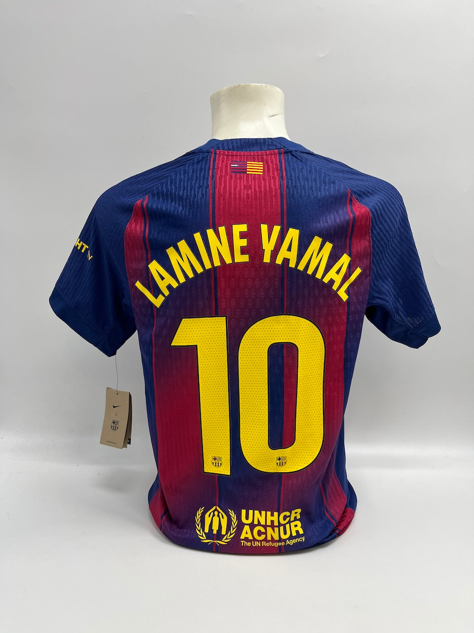 Limitiertes Barcelona x Play Trikot Ed Sheeran S 318/1899