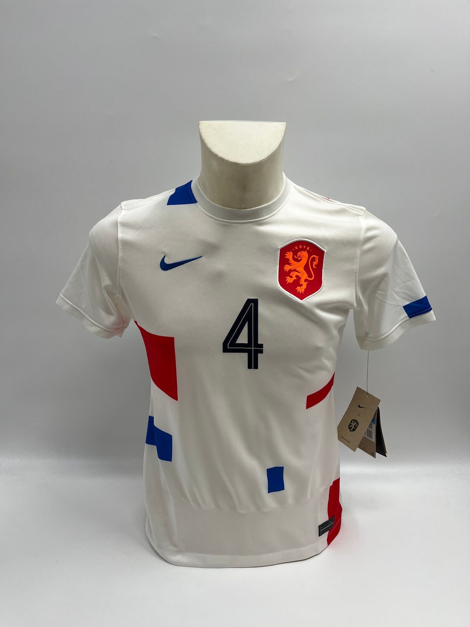 Netherlands women's jersey signed by Virgil van Dijk, autographed Holland M