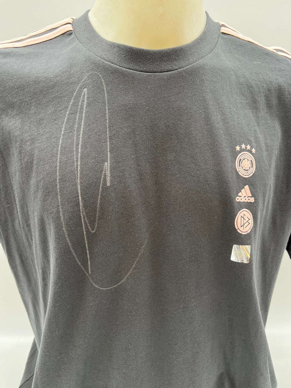 DFB T-Shirt Thomas Müller signed autograph Germany M