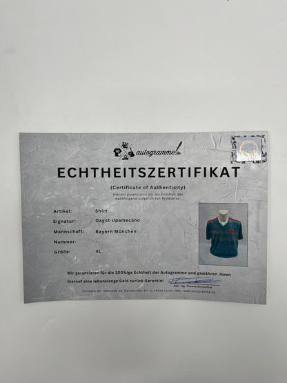 Bayern München Shirt Dayot Upamecano signiert Autogramm Adidas XL