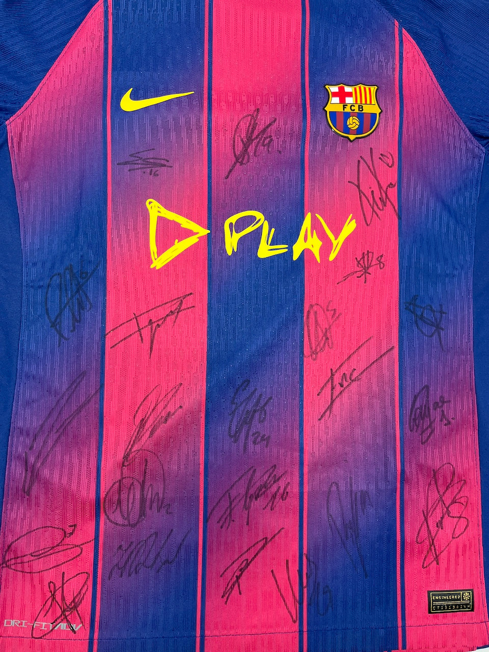 FC Barcelona x Ed Sheeran Trikot 25/26 Teamsigniert limitiert Play 12/22 Nike M