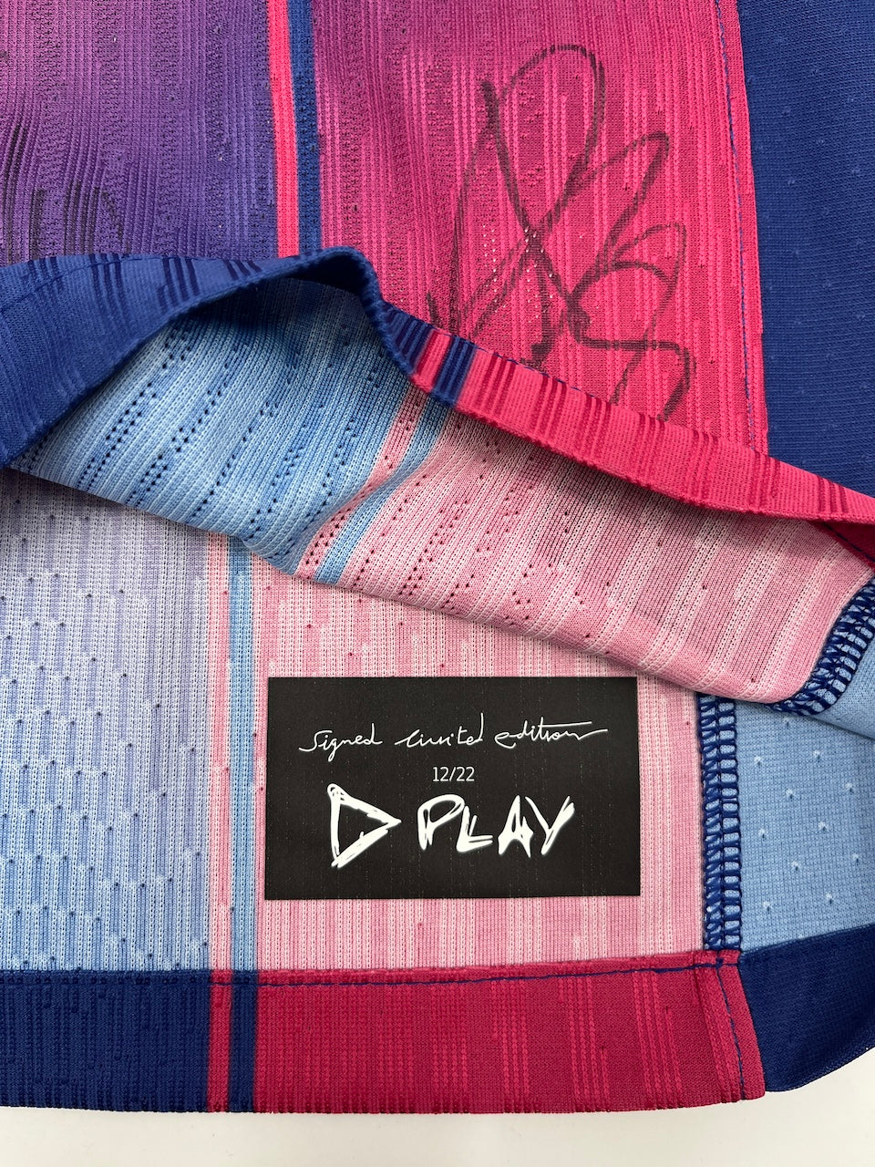 FC Barcelona x Ed Sheeran Trikot 25/26 Teamsigniert limitiert Play 12/22 Nike M