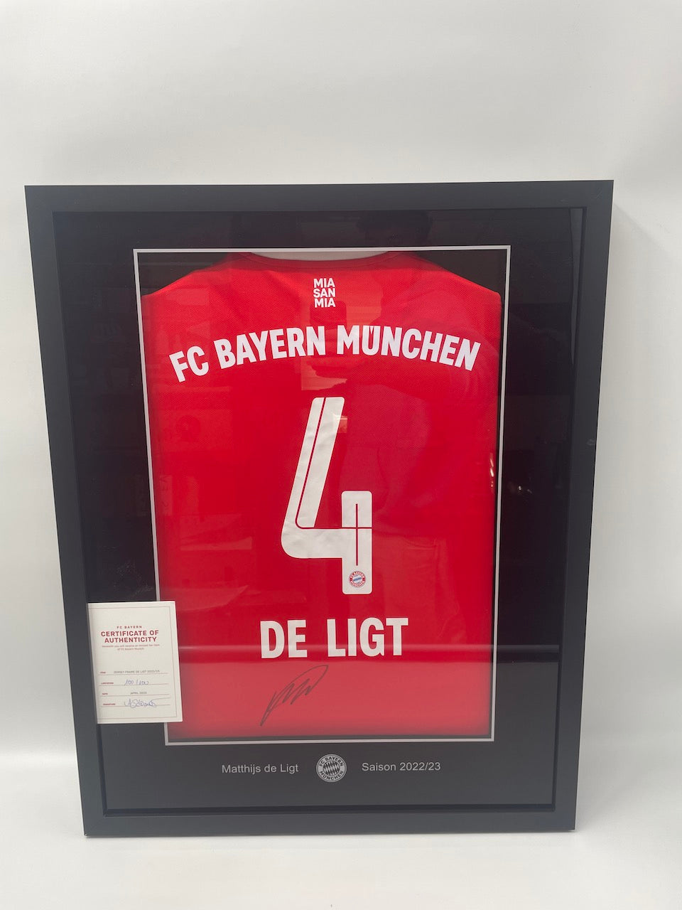 Bayern München Trikot Matthijs de Ligt signiert im Rahmen COA Neu Adidas