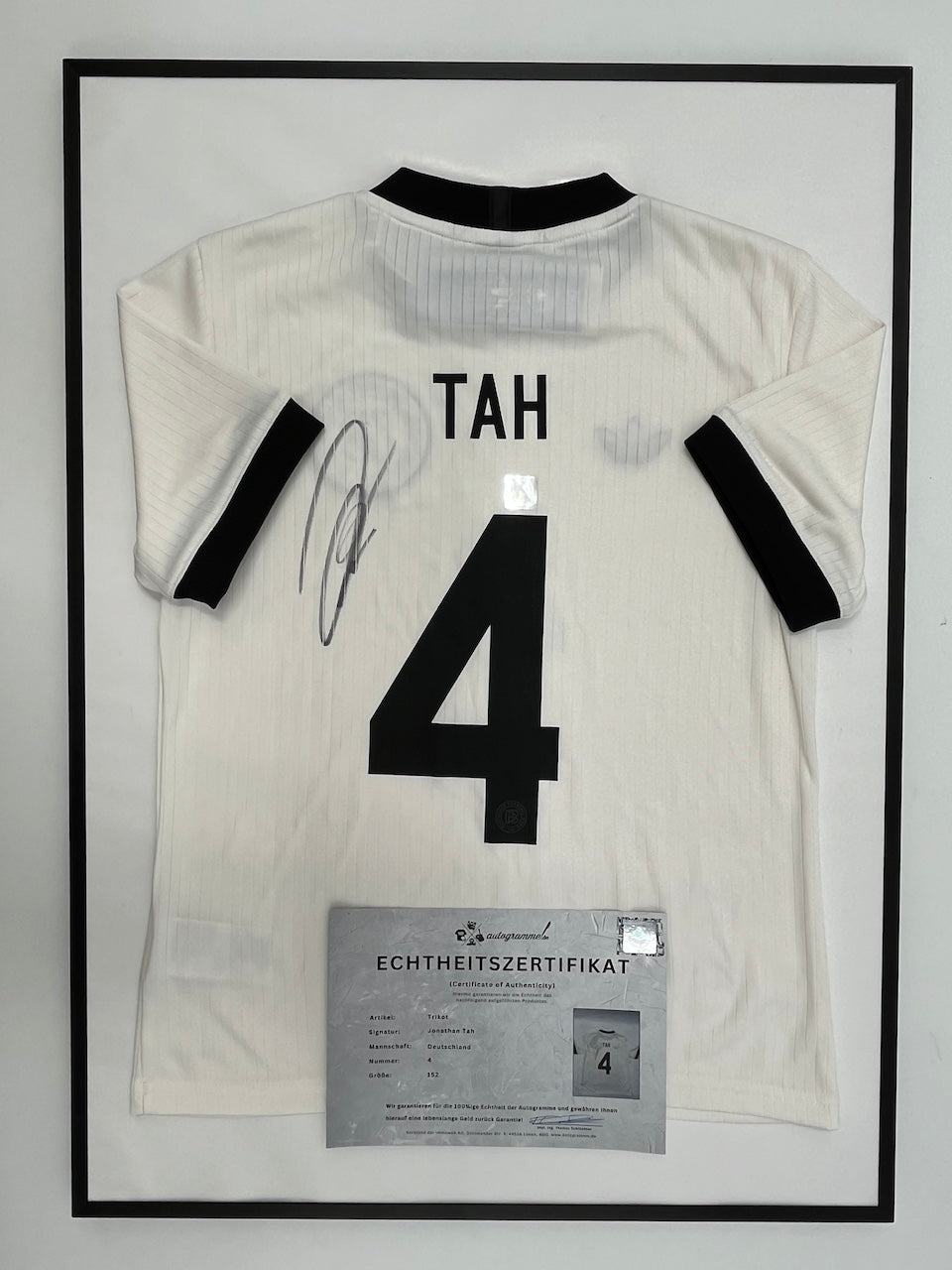 Deutschland Trikot Jonathan Tah signiert im Rahmen DFB COA Adidas 152