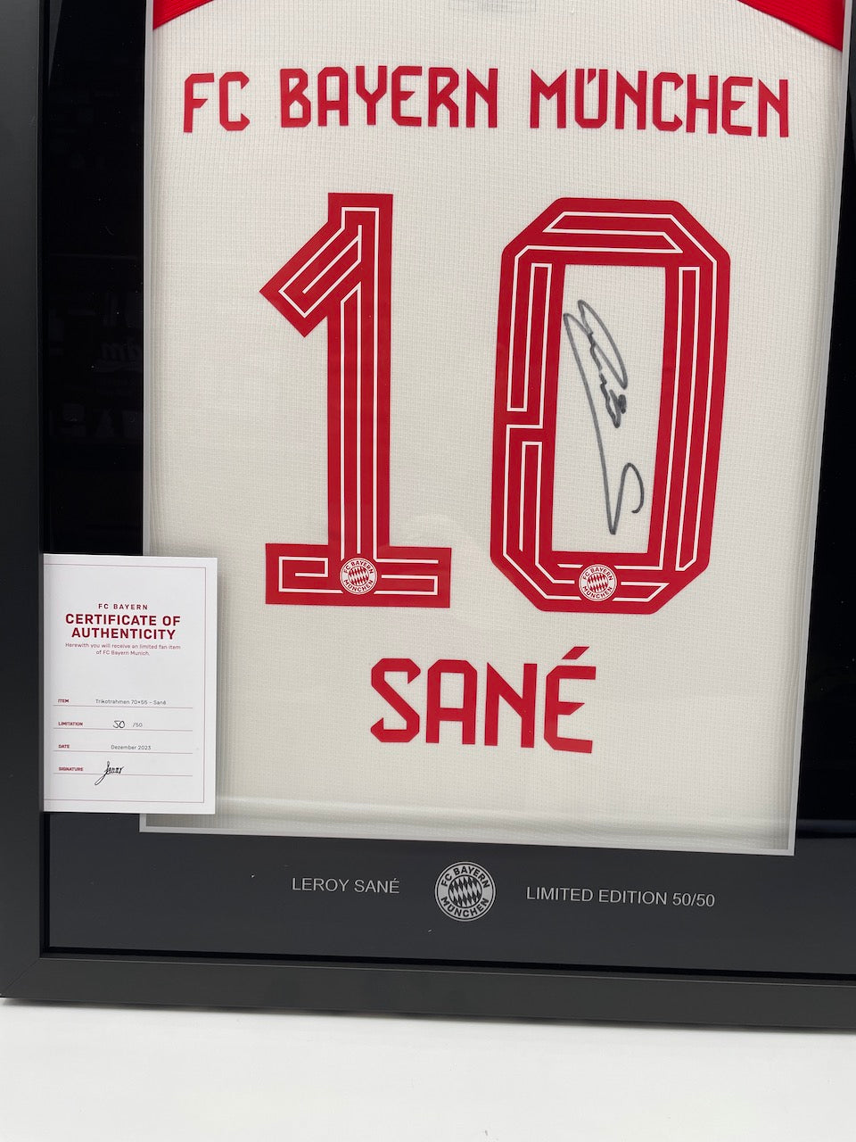 Bayern München Trikot Leroy Sane signiert im Rahmen COA Adidas