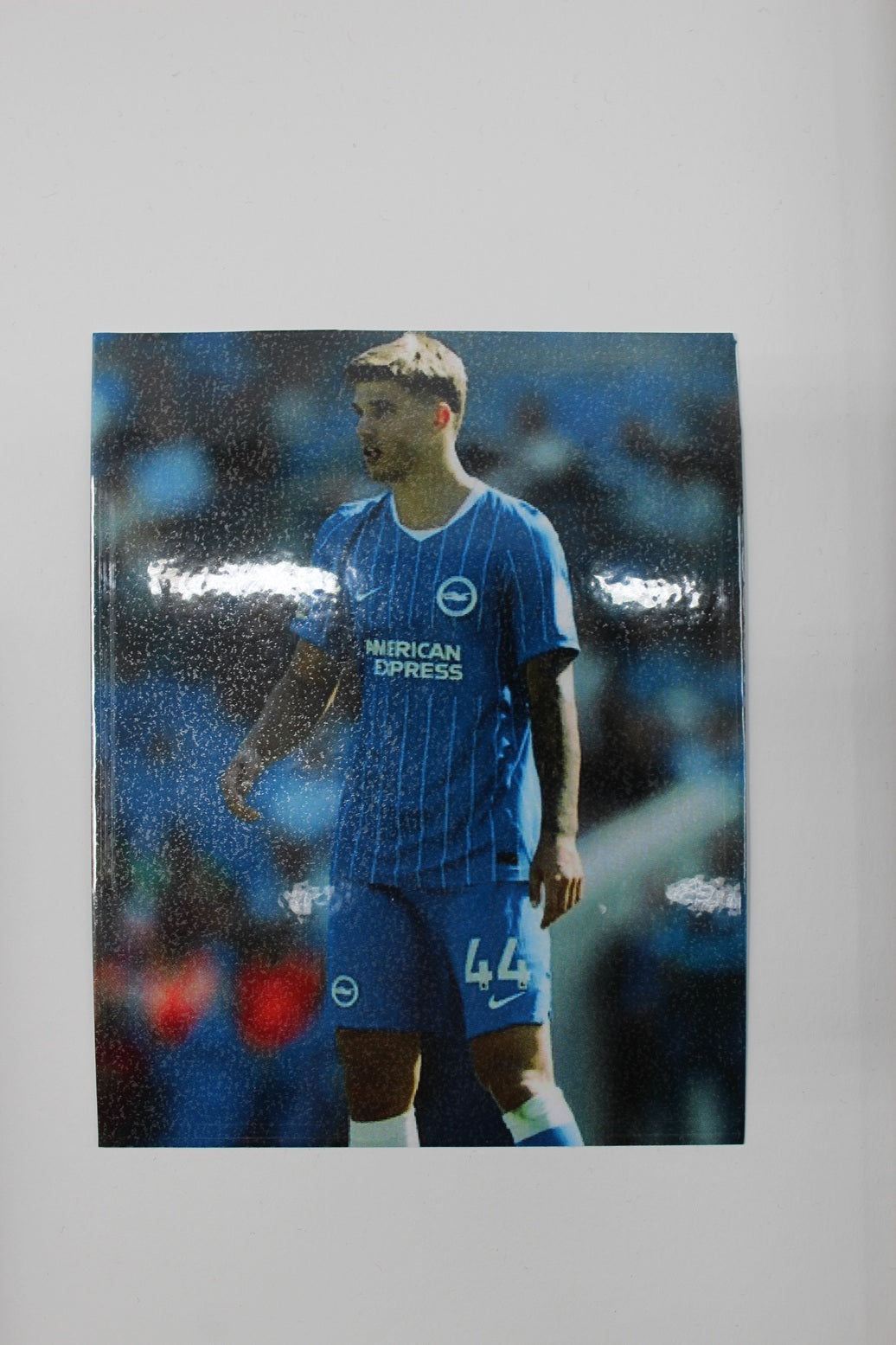 Kapitänsbinde Luka Vuskovic signiert im Rahmen Autogramm Brighton & Hove Albion