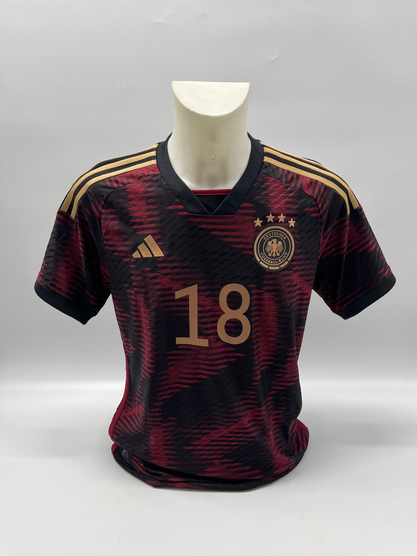 DFB Trikot Toni Kroos signiert Autogramm Adidas COA M