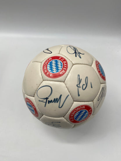 FC Bayern München Fußball Teamsigniert 1995/1996/1997 Autogramme Bundesliga FCB