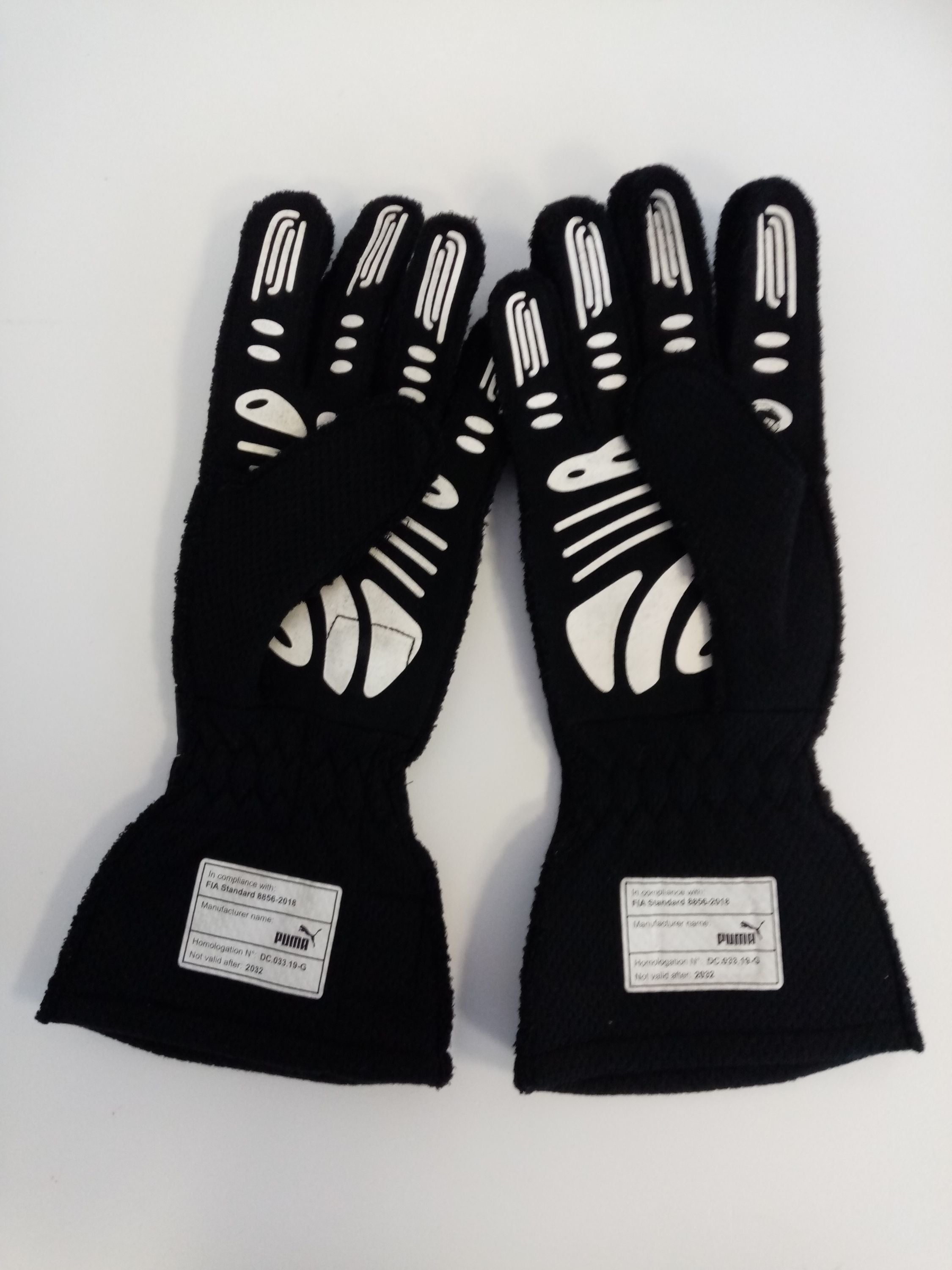 George Russell original getragene Fahrerhandschuhe England Formel 1